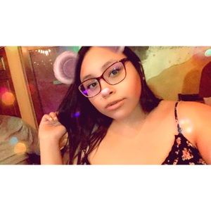 Meet your Posher, Gabby